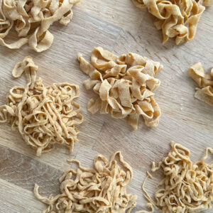 opskrift på hjemmelavet pasta med økologisk hvedeklid og hvedemel fra dansk mølle mejnerts
